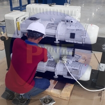 Bảo trì bơm chân không Leybold SV300B